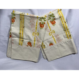 Vintage JC Penney Percale No Iron Pillowcases (two) Retro Floral 70s 30x20.5”